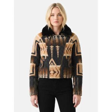 Beth Dutton Aztec Wool Jacket | Western Kelly Reilly Style